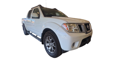 2017 Nissan FRONTIER 4 PTS PRO 4X V6 40L TA AAC PIEL RA-18