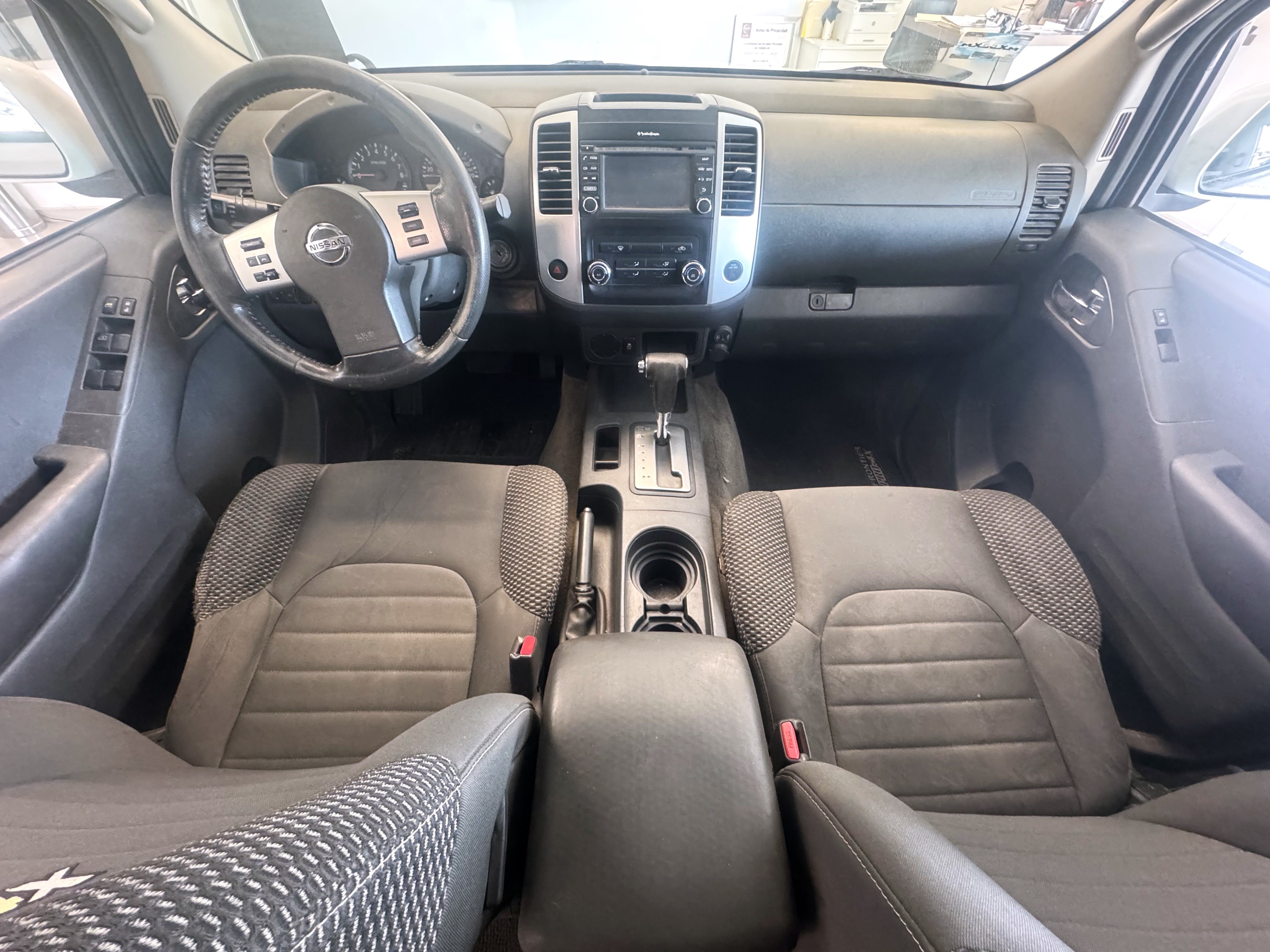 2017 Nissan FRONTIER 4 PTS PRO 4X V6 40L TA AAC PIEL RA-18