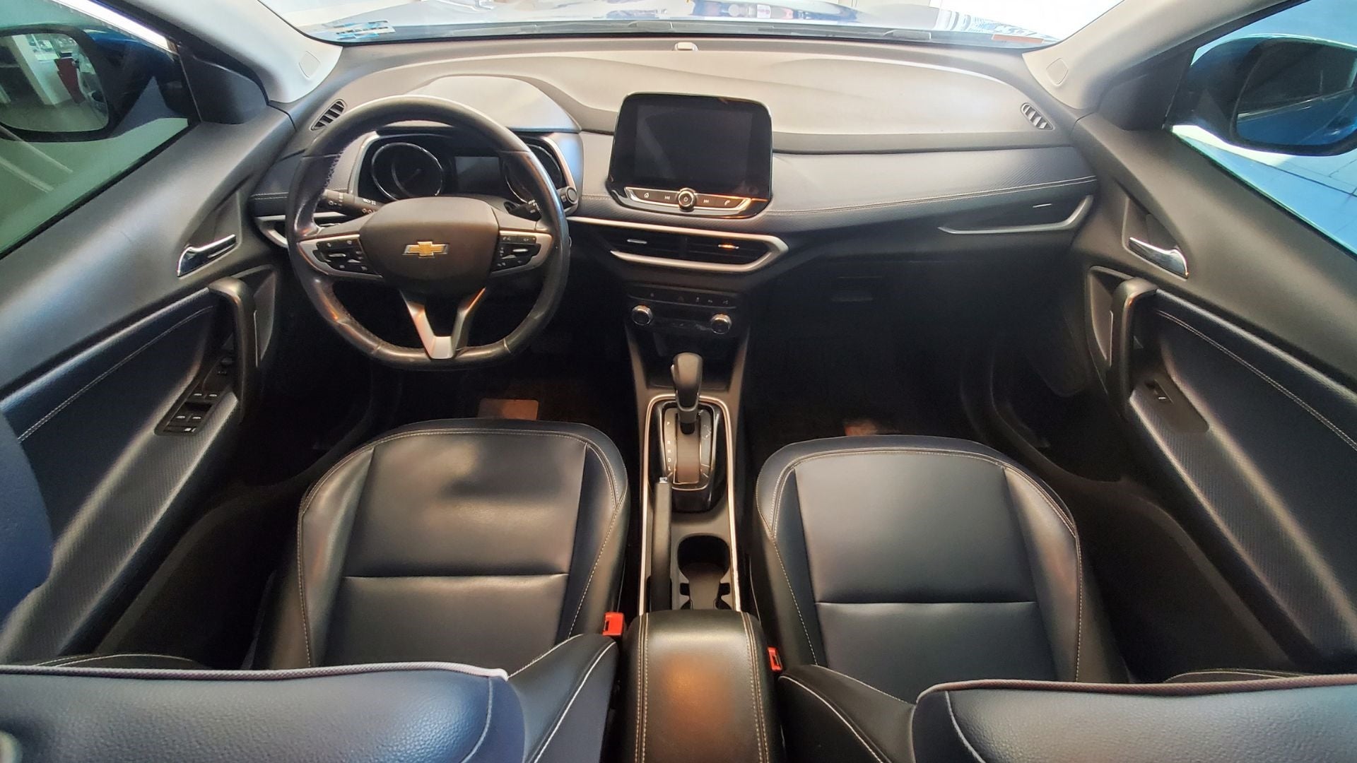 2021 Chevrolet TRACKER D 5 PTS PREMIER 12T TA F LED PIEL TP RA-17 BITONO